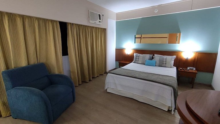 Flat Borges Lagoa Ibirapuera c/ garagem UH407