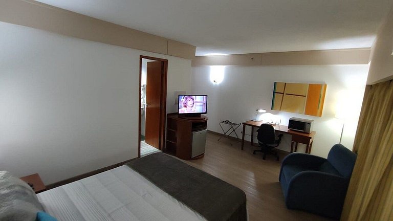 Flat Borges Lagoa Ibirapuera c/ garagem UH407