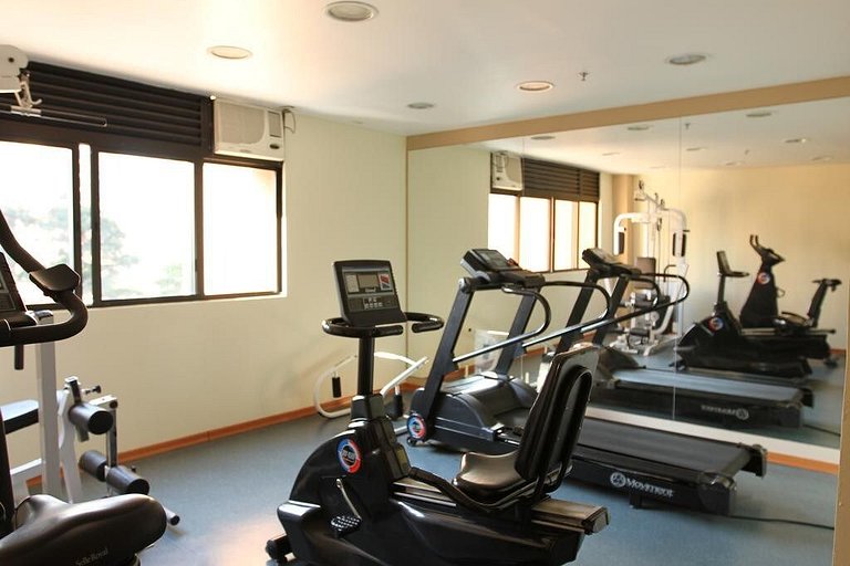 Flat Borges Lagoa Ibirapuera c/ garagem UH407