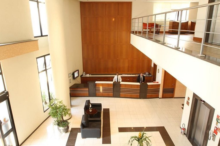 Hotel Live & Lodge - Borges Lagoa 1179 - UH1003