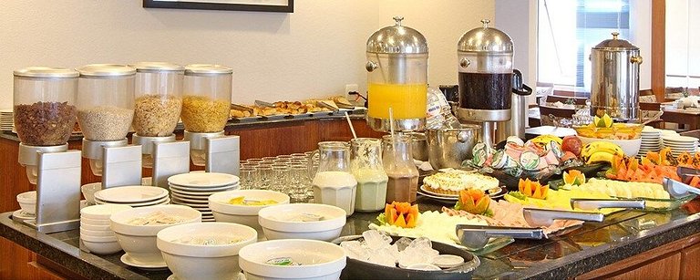 Hotel Live & Lodge - Borges Lagoa 1179 - UH1003