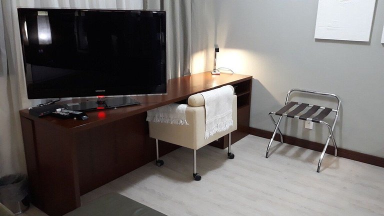 Flat International Av. Ibiraquera, 2534 ⭐⭐⭐⭐ UH815