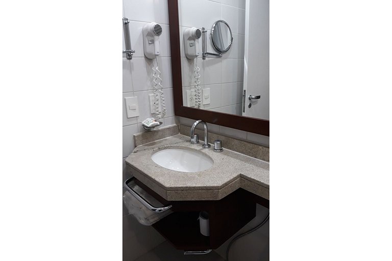 Flat International Av. Ibiraquera, 2534 ⭐⭐⭐⭐ UH815