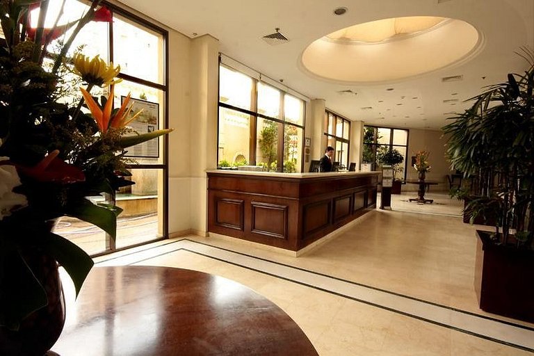 Apart-hotel Long Stay alvorada - 02 quartos UH1306-B
