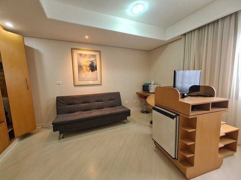 Flat Bienal Suítes Ibirapuera UH607