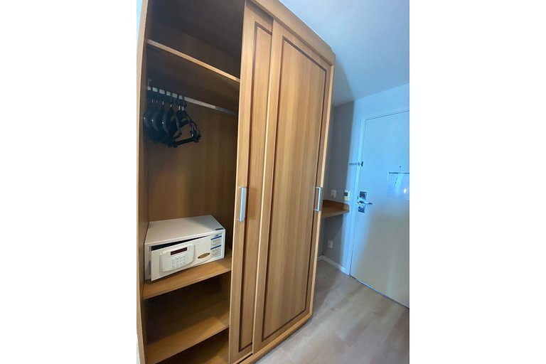 Flat Av. Sabia 825, Metro Moema -Av. Ibirapuera