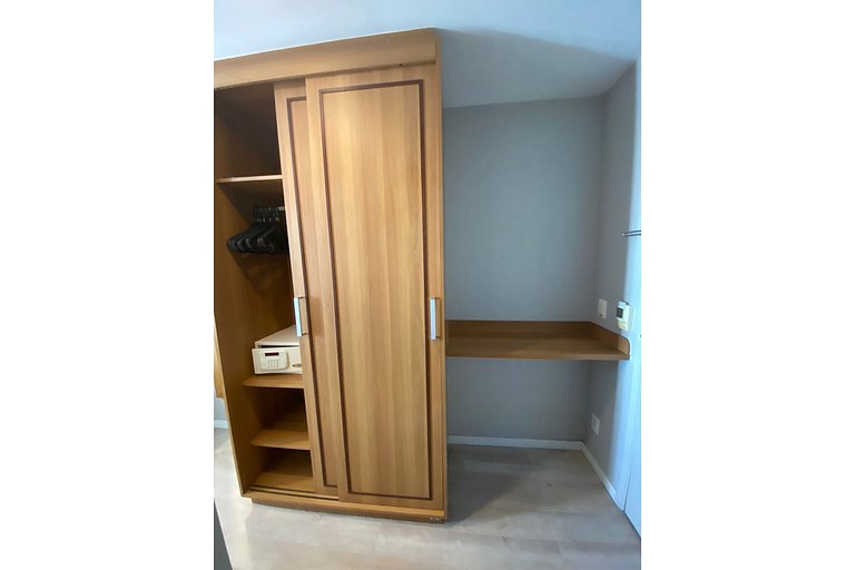 Flat Av. Sabia 825, Metro Moema -Av. Ibirapuera