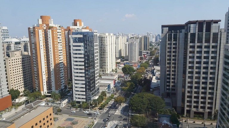 Flat Av. Sabia 825, Metro Moema -Av. Ibirapuera