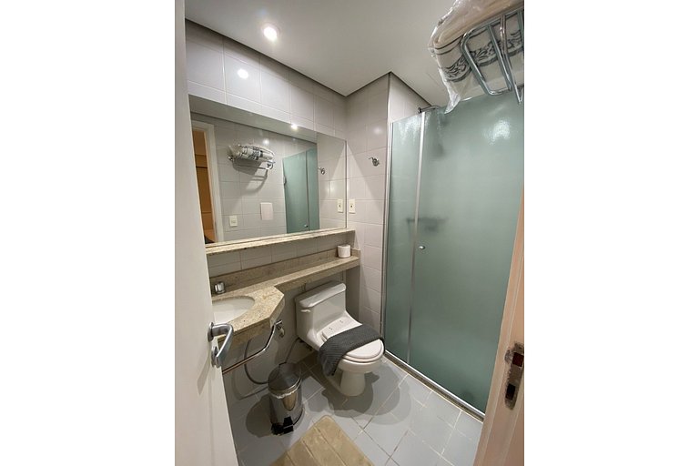 Flat Av. Ibirapuera 2534 c/ estacionamento UH1301