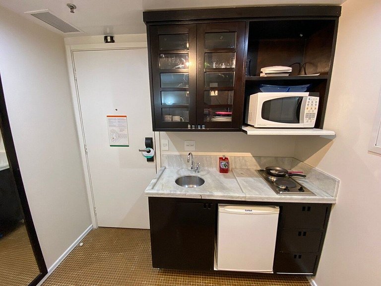 Flat Av. Ibirapuera 2534 c/ estacionamento UH1301