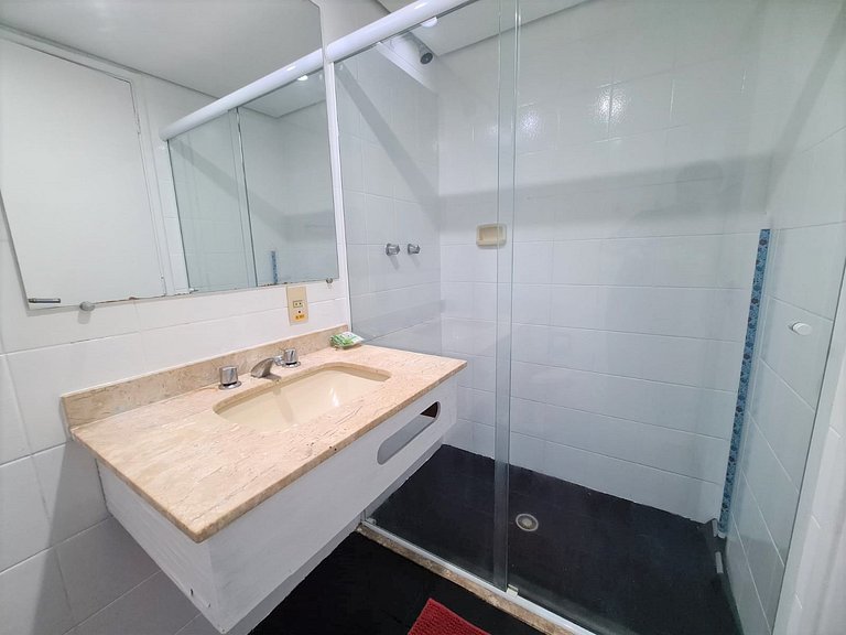 Flat Moema l limpeza e garagem - UH 1903