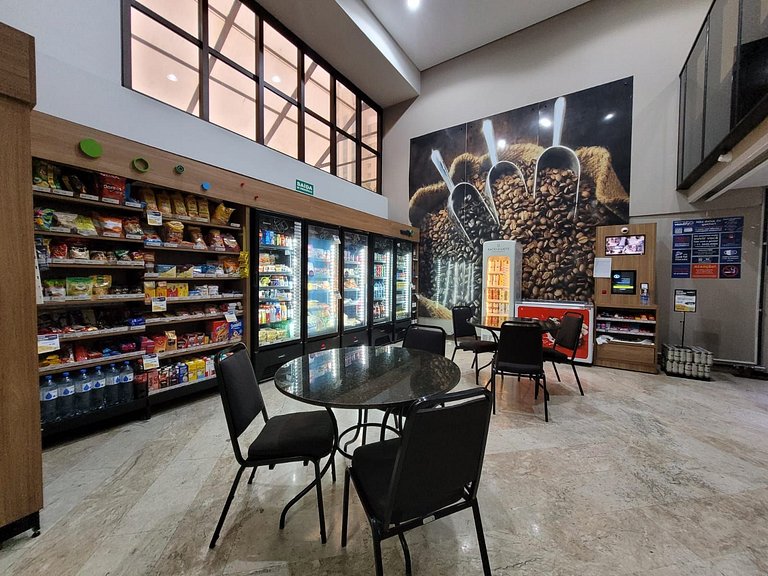 Estúdio QI Ibirapuera cozinha compacta e limpeza diária UH20