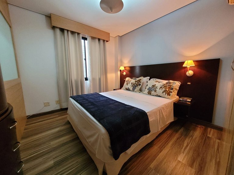 ApartHotel com internet de 300Mb serviço de limpeza diária