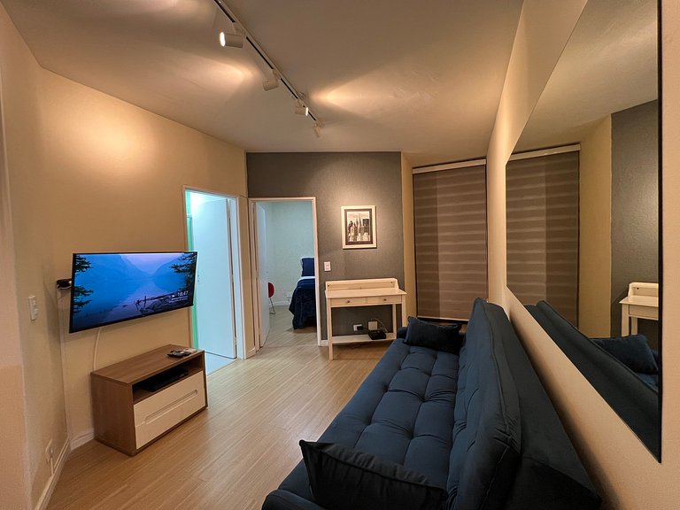 Studio internet rápida garagem ar condicionado