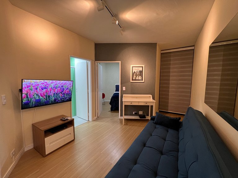 Studio internet rápida garagem ar condicionado