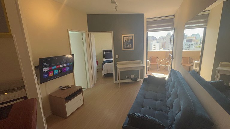 Studio internet rápida garagem ar condicionado