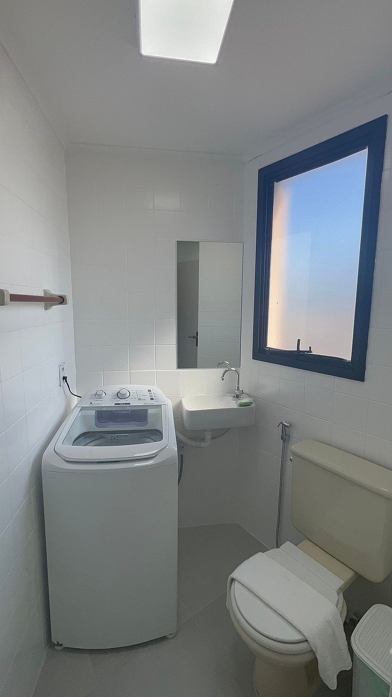 Studio internet rápida garagem ar condicionado último andar