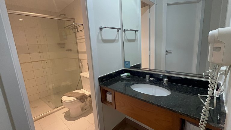 Flat Vila Olímpia com 2 dormitórios e garagem