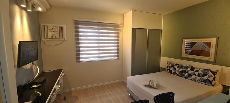 Ar-condicionado + 300mb Wi-Fi | 5min do Metrô - UH2103