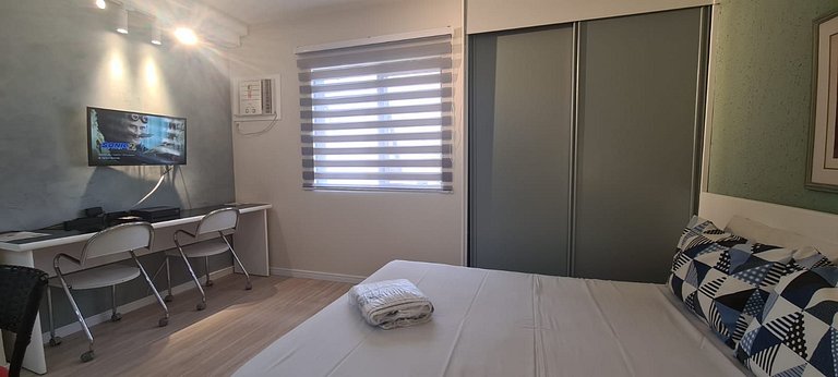 Ar-condicionado + 300mb Wi-Fi | 5min do Metrô - UH2103