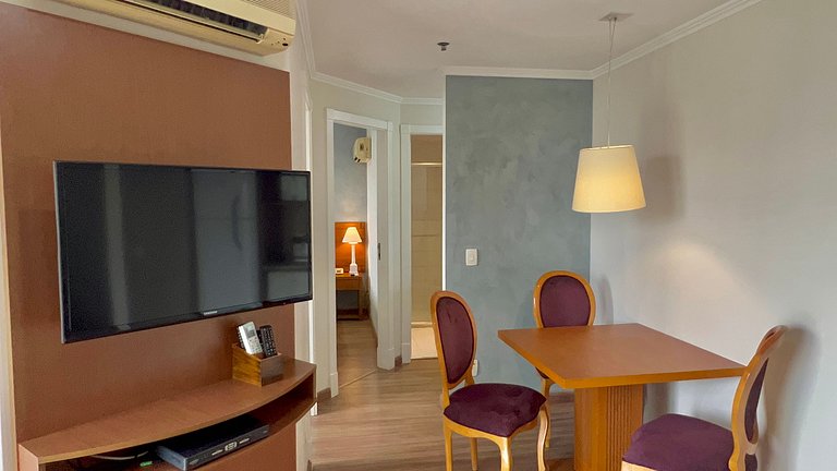 Flat Vila Olímpia com 2 dormitórios e garagem