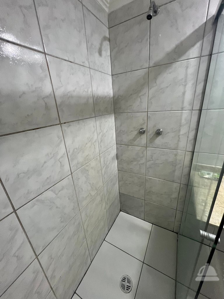 QI Flat Ibirapuera c/ manobrista e ar condicionado Moema UH1