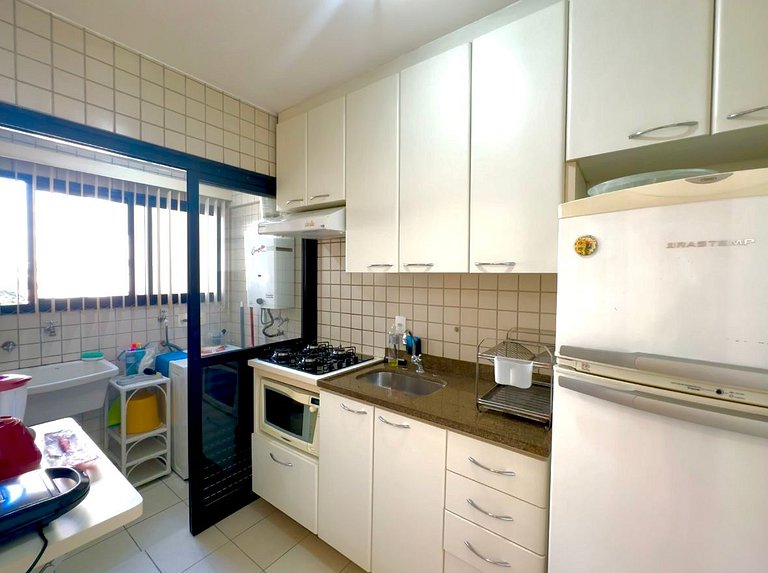 Apart-Hotel próximo metrô Moema c/ Garagem