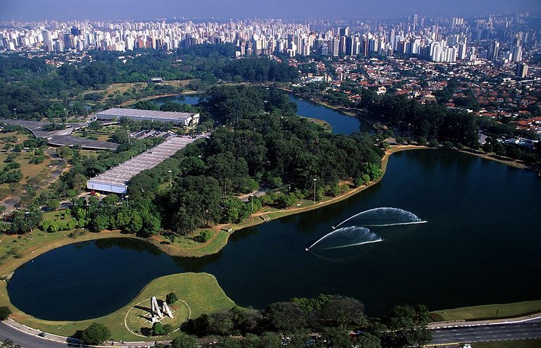 Apart-hotel completo - serviços e garagem