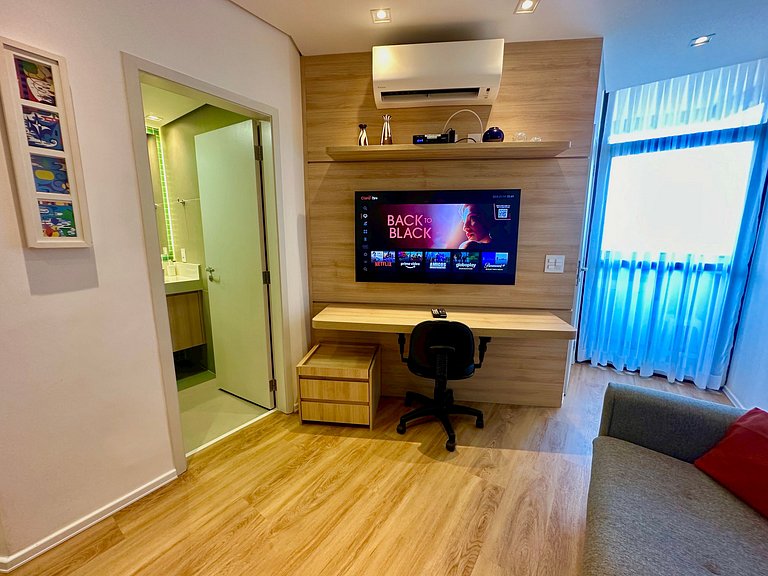 Moema Studium - Garagem - Metrô - Shopping -UH1207