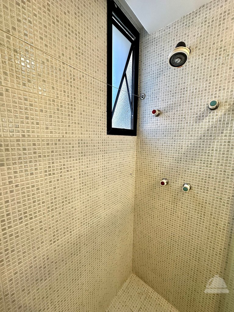 Flat Moderno Nações Unidas c/ Limpeza Diária e Rooftop