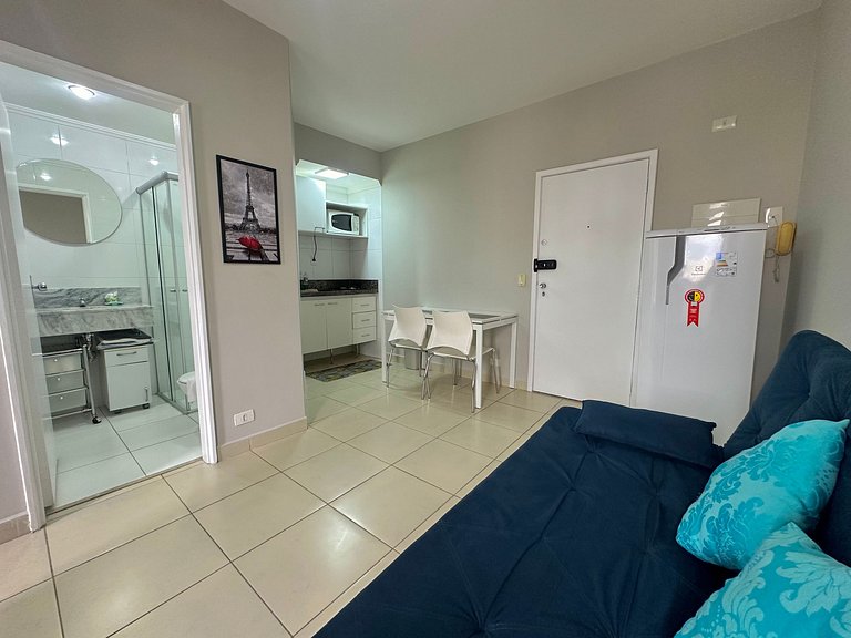 Apartamento c/ garagem, sacada e cozinha - UH 1111