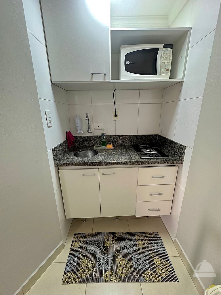 Apartamento c/ garagem, sacada e cozinha - UH 1111