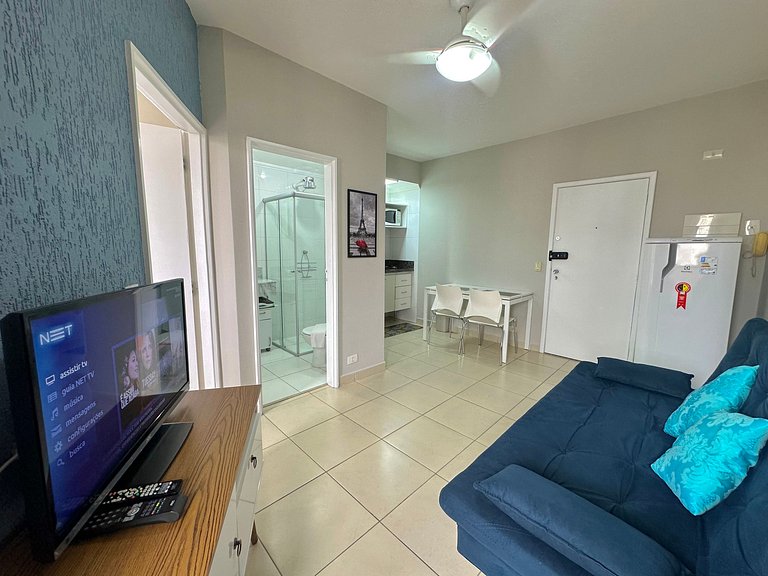 Apartamento c/ garagem, sacada e cozinha - UH 1111