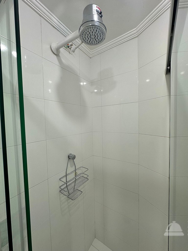 Apartamento c/ garagem, sacada e cozinha - UH 1111