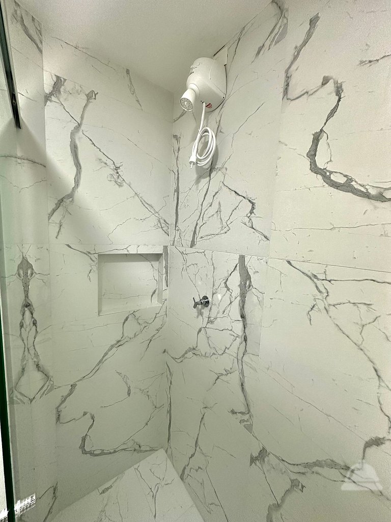 Studio decorado c/ garagem - Metrô