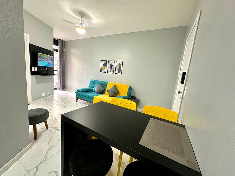 Studio decorado c/ garagem - Metrô