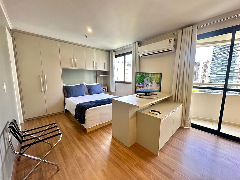 Flat Itaim Bibi vaga de garagem - UH1908