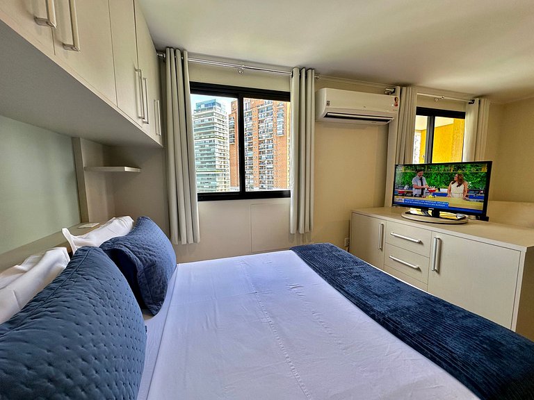 Flat Itaim Bibi vaga de garagem - UH1908