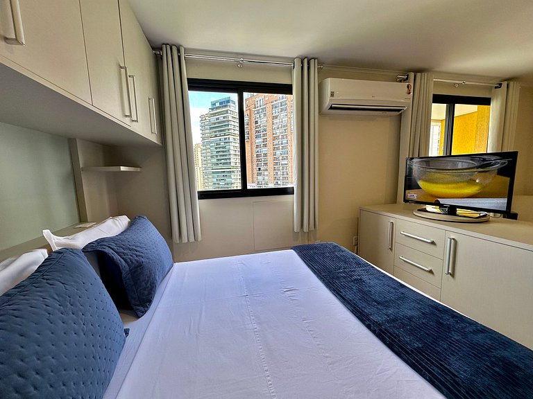 Flat Itaim Bibi vaga de garagem - UH1908