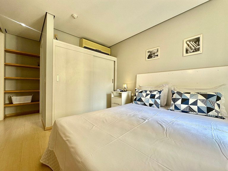 Flat Times Square Moema, Metrô e Airport Congonhas