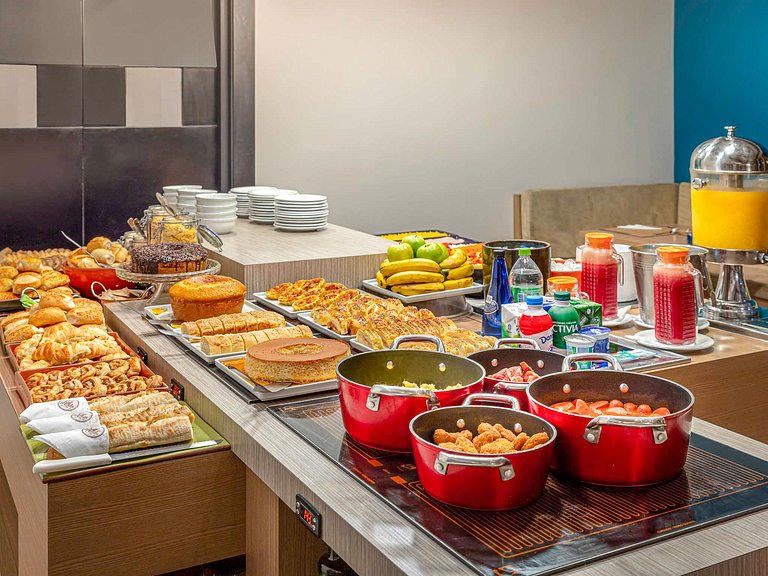 Flat Moderno Nações Unidas c/ Limpeza Diária e Rooftop