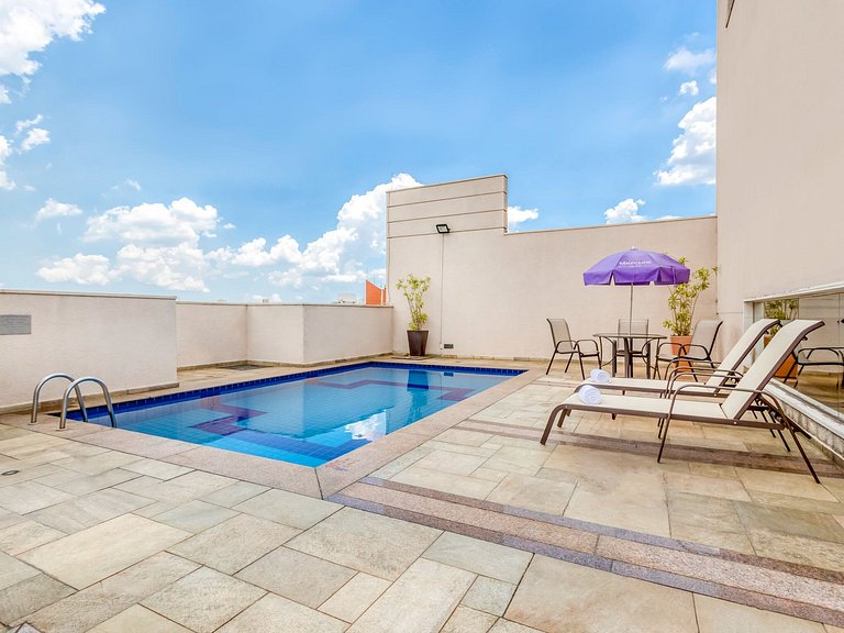 Flat Moderno Nações Unidas c/ Limpeza Diária e Rooftop