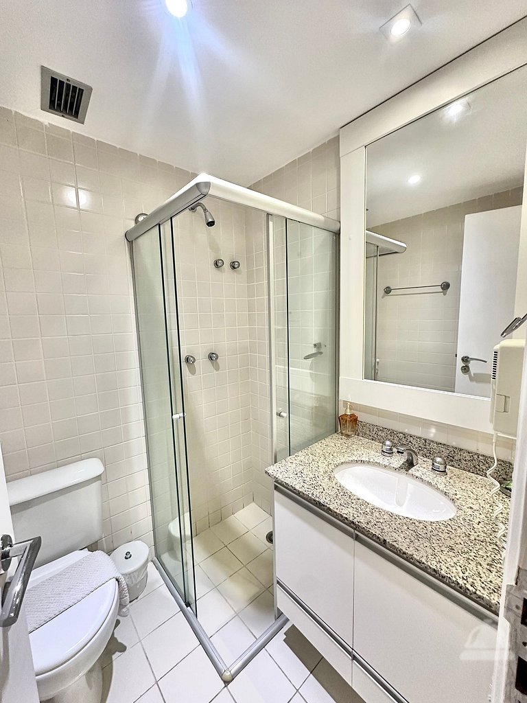 Luxo e Conforto 2 Suítes Times Square Jamaris 100