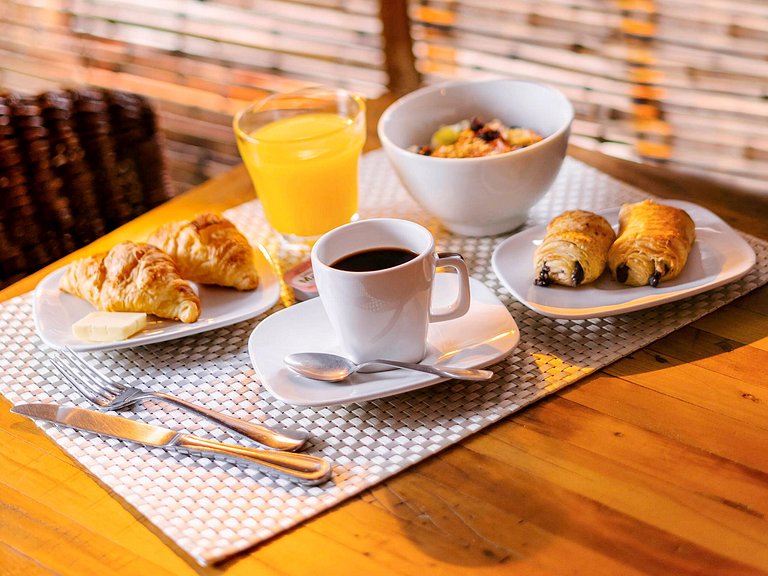 Flat Diamond 02 quartos, 02 suítes - Jamaris 100