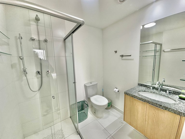 Studio reformado decorado Campo Belo UH 104