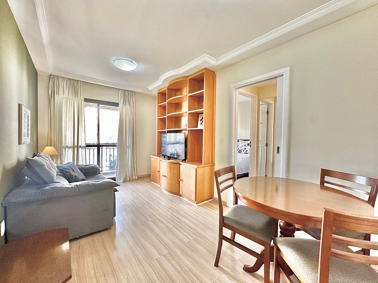 O Melhor de Moema: Flat Mobiliado com Vaga - UH 93