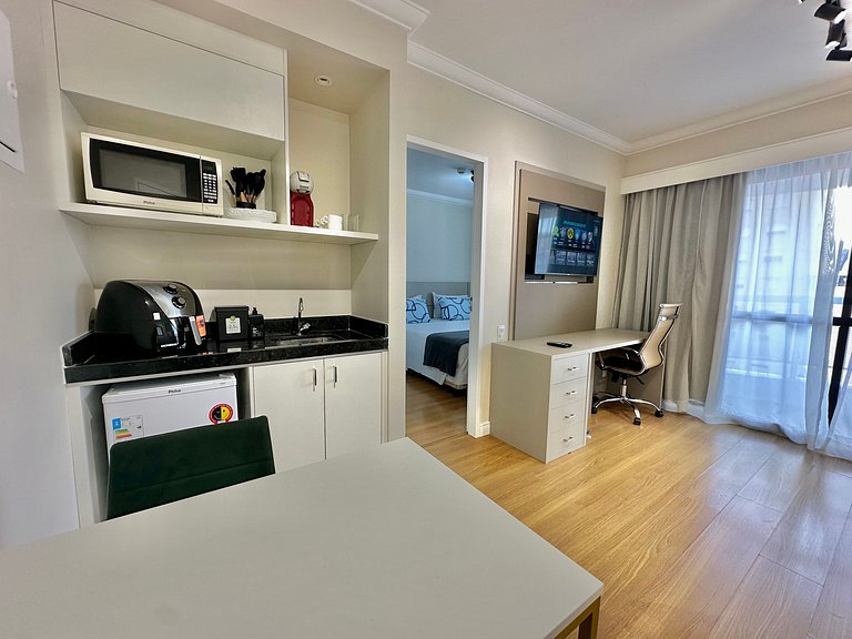 Flat Conforto Andar Alto c/ Varanda | The Palace
