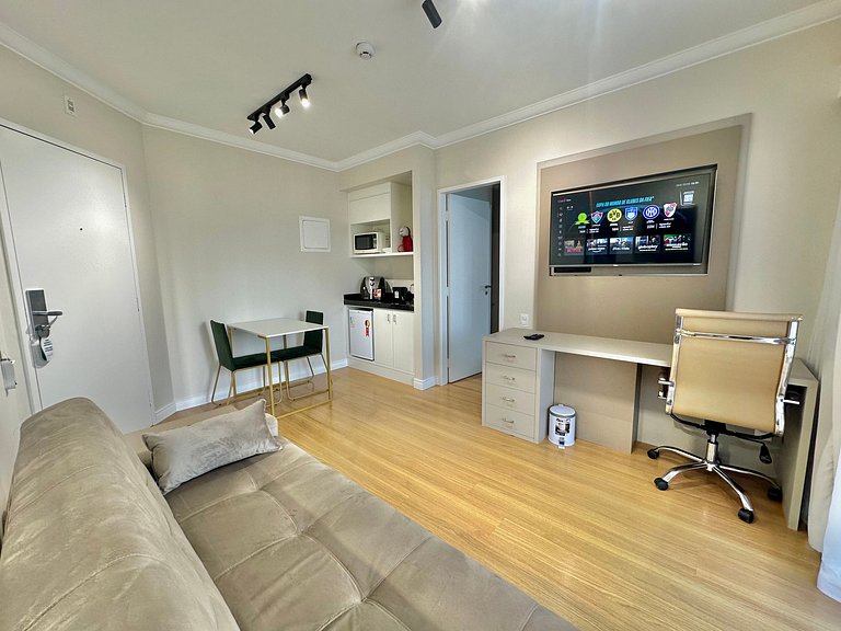 Flat Conforto Andar Alto c/ Varanda | The Palace