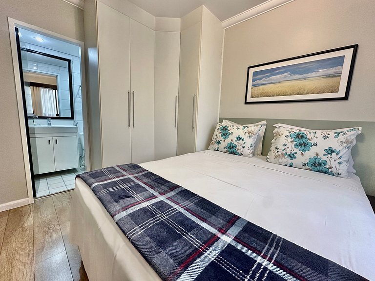 Flat Andar Alto c/ Varanda | The Palace Moema