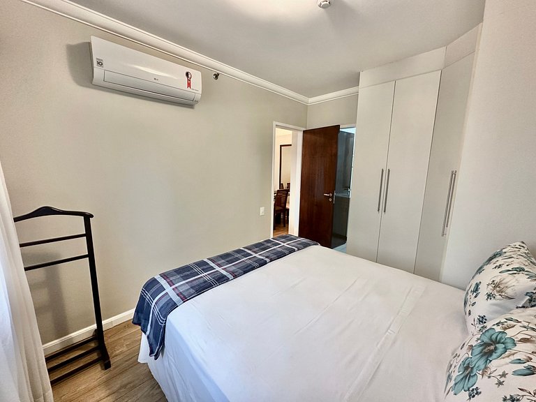 Flat Andar Alto c/ Varanda | The Palace Moema